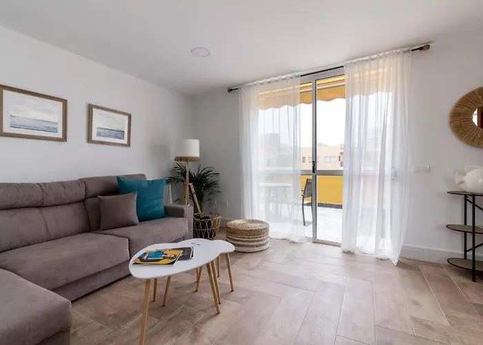 Homeforguest Atico Cecilia Con Vistas Al Mar En Cristianos Apartamento *