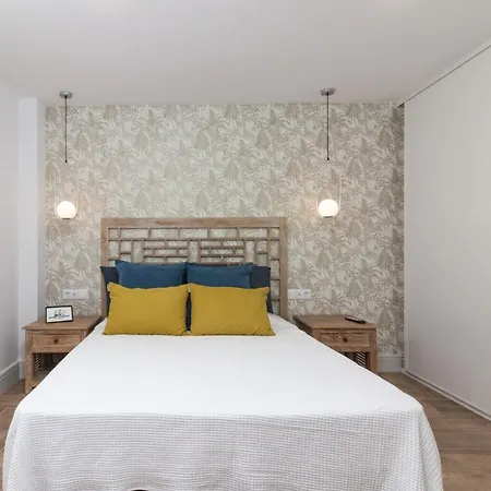 Homeforguest Atico Cecilia Con Vistas Al Mar En Cristianos * Лос Кристианос